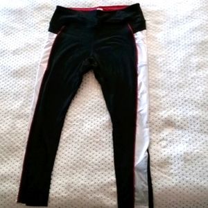 Leggins butt lifter...will lift your booty !